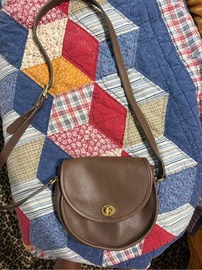 Vintage coach Watson (9981) dark brown EUC